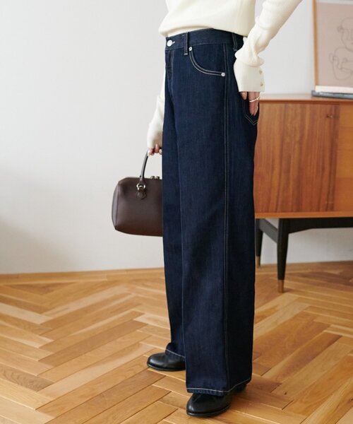 DISCOAT（ディスコート）の「センタープレスストレートデニムパンツ（デニムパンツ・レディース・ネイビー・SMALL/MEDIUM/LARGE）」の4枚目の写真