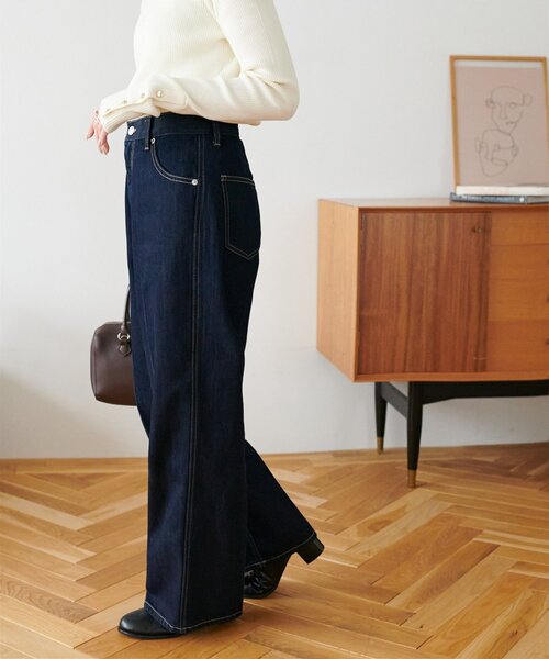 DISCOAT（ディスコート）の「センタープレスストレートデニムパンツ（デニムパンツ・レディース・ネイビー・SMALL/MEDIUM/LARGE）」の5枚目の写真