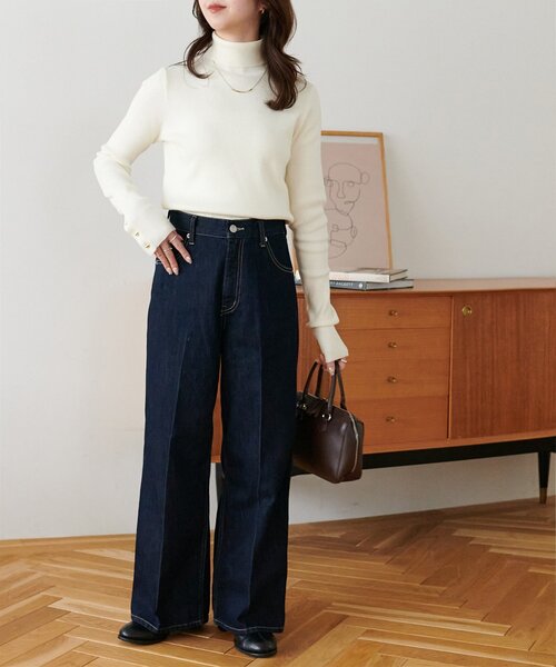 DISCOAT（ディスコート）の「センタープレスストレートデニムパンツ（デニムパンツ・レディース・ネイビー・SMALL/MEDIUM/LARGE）」の7枚目の写真