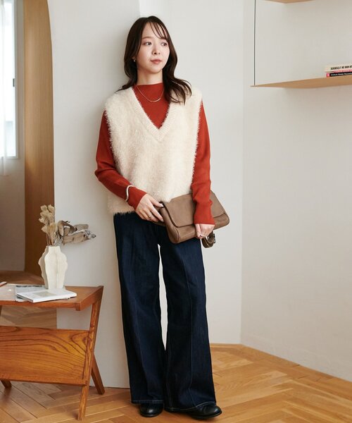 DISCOAT（ディスコート）の「センタープレスストレートデニムパンツ（デニムパンツ・レディース・ネイビー・SMALL/MEDIUM/LARGE）」の11枚目の写真