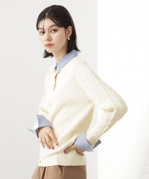 THE SHOP TK （ザ ショップ ティーケー ）の「【着るだけでコーデ完成】シャツレイヤード風 ケーブルニット（ニット/セーター・レディース・ネイビー/アイボリー/グレー・13/12）」の18枚目の写真