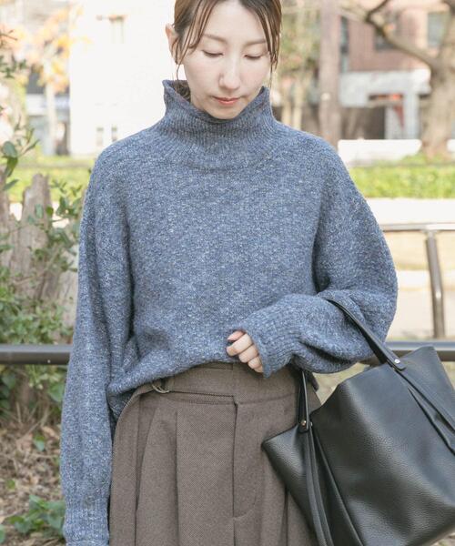 ITEMS URBANRESEARCH（アイテムズ アーバンリサーチ）の「ネップハイネックニットプルオーバー（ニット/セーター・レディース・チャコールグレー/ライトグレー/レッド/ブルー・FREE）」の3枚目の写真