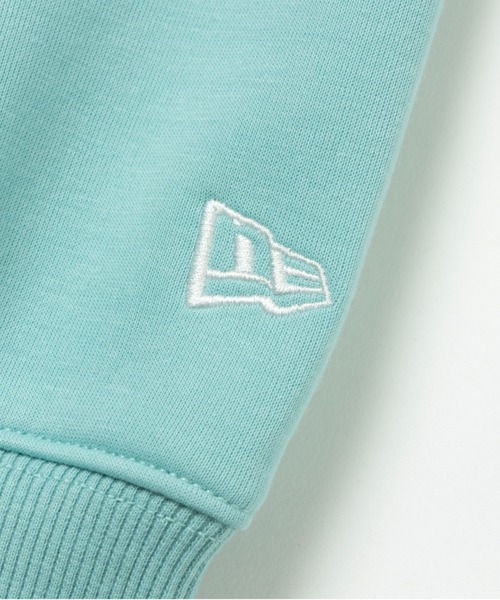 NEW ERA(ニューエラ)の「ニューエラ CALNAMUR FW25 WPA TECH SWEAT HOODIE FM(パーカー・レディース・エメラルド・L/M/S)」の5枚目の写真
