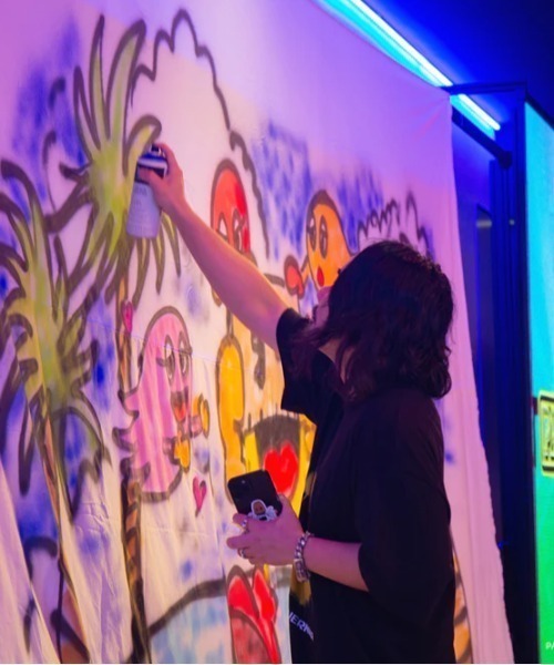 ROYAL FLASH（ロイヤルフラッシュ）の「guernika/ゲルニカ/PAC-MAN Print T-shirt / Live-paint（Tシャツ/カットソー・メンズ・ホワイト・2XL/L/XL/M）」の2枚目の写真