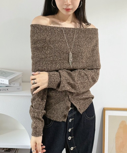 Jewelobe(ジュエローブ)の「ワイドオフショルミックス編みニットトップス(ニット/セーター・レディース・ブラウン/グレー・FREE)」の3枚目の写真