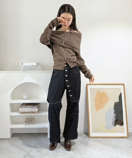 Jewelobe(ジュエローブ)の「ワイドオフショルミックス編みニットトップス(ニット/セーター・レディース・ブラウン/グレー・FREE)」の12枚目の写真