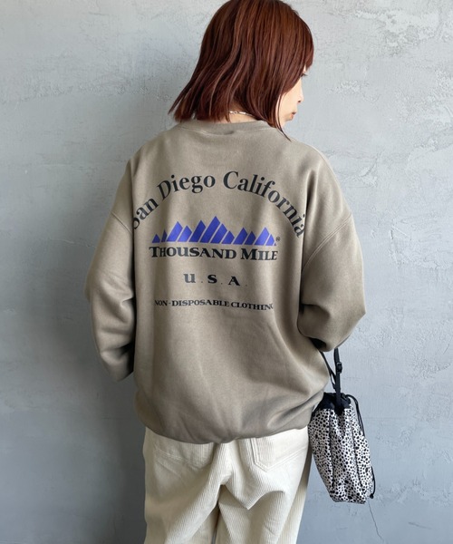 THOUSAND MILE（サウザンドマイル）の「[THOUSAND MILE/サウザンドマイル] 別注 バックプリント クルーネックスウェット（スウェット・レディース・ブラック/チャコールグレー/ライトグレー/ベージュ・S/L/XL/M）」の16枚目の写真