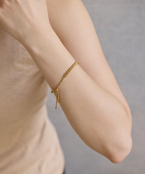 ear PAPILLONNER（イアパピヨネ）の「《金属アレルギー対応/ステンレス》スライドキヘイブレスレット（ブレスレット・レディース・ゴールド/シルバー・FREE）」の3枚目の写真