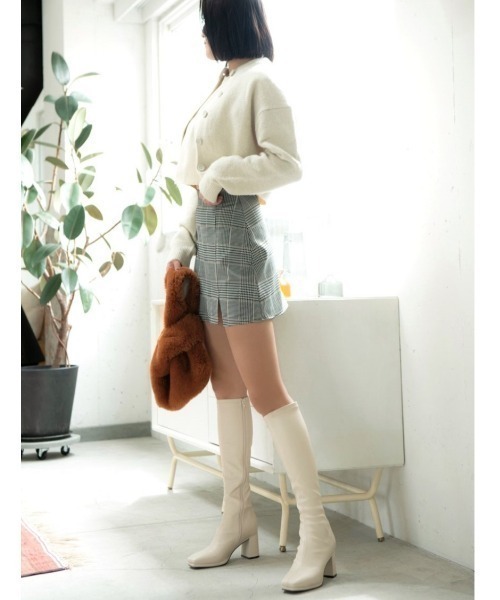 REZOY（リゾイ）の「【25AW新作】【REZOY】センターシームスクエアトゥストレッチロングブーツ（ブーツ・レディース・ダークブラウン/アイボリー/ブラック・S/M/L/LL）」の7枚目の写真