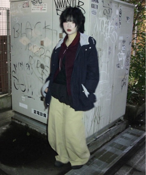 Port(ポート)の「【 SORUTT / ソルト 】 カーブシーム ワイドパンツ #(その他パンツ・レディース・チャコールグレー/ベージュ・M/L)」の21枚目の写真