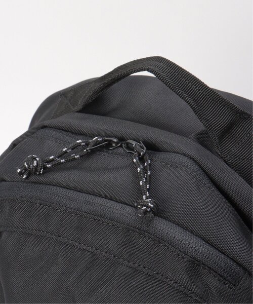 VENCEEXCHANGE（ヴァンスエクスチェンジ）の「Philip Lumbang／フィリップ・ランバン 2本ベルトバンジーコードバックパック（バックパック/リュック・メンズ・ブラック・フリー）」の9枚目の写真