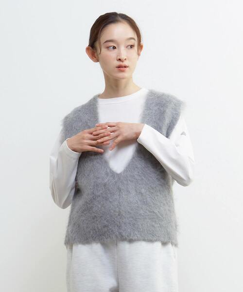 LOGEMENT DE CLAIRE（ロジュモンドクレール）の「ロングシャギーVベスト（ベスト・レディース・グレー/ライトグレー/モスグリーン/ブラウン・FREE）」の3枚目の写真