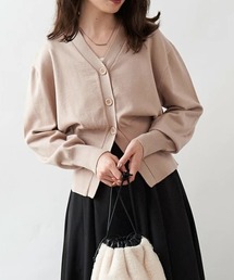 Dolce Fiora（ドルチェフィオラ）の「肌触りの良いウエストシェイプハイゲージVネックカーディガン（カーディガン/ボレロ）」