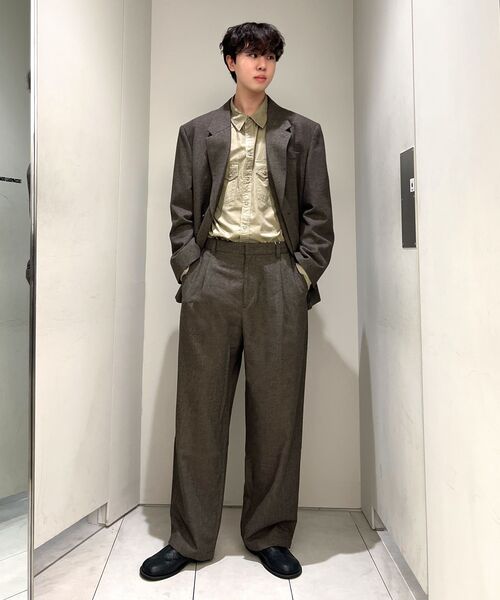 INSILENCE(インサイロンス)の「ウールテーパードパンツ グレー(スラックス・レディース・その他・LARGE/SMALL/MEDIUM)」の2枚目の写真