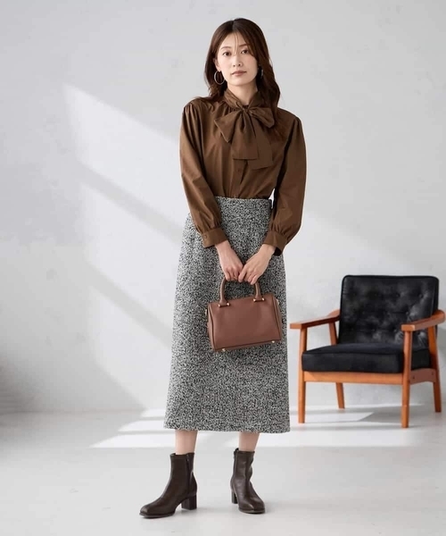 a.v.v（アーヴェヴェ）の「ロービングツイードナロースカート（スカート・レディース・チャコールグレー/ブラック・36/38/40）」の8枚目の写真