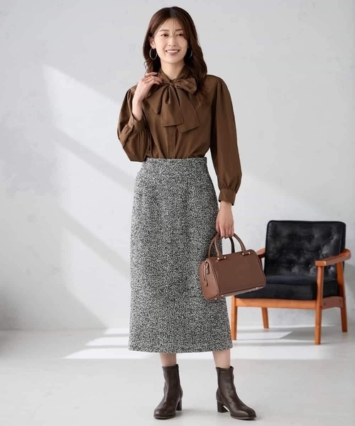 a.v.v（アーヴェヴェ）の「ロービングツイードナロースカート（スカート・レディース・チャコールグレー/ブラック・36/38/40）」の9枚目の写真