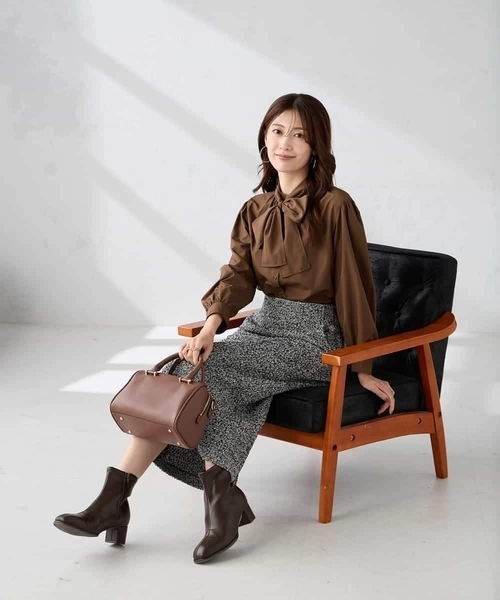 a.v.v（アーヴェヴェ）の「ロービングツイードナロースカート（スカート・レディース・チャコールグレー/ブラック・36/38/40）」の12枚目の写真