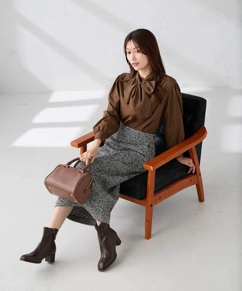 a.v.v（アーヴェヴェ）の「ロービングツイードナロースカート（スカート・レディース・チャコールグレー/ブラック・36/38/40）」の13枚目の写真