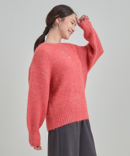 SHOO・LA・RUE(シューラルー)の「【洗濯機可/S-LL】上品にキラリと華やぐ スパンコールニット(ニット/セーター・レディース・グレー/ピンク系/ブラック/アイボリー・01/04/03/02)」の11枚目の写真