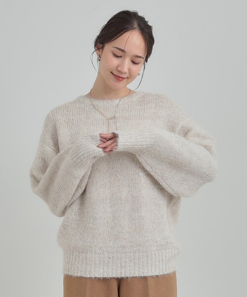 SHOO・LA・RUE(シューラルー)の「【洗濯機可/S-LL】上品にキラリと華やぐ スパンコールニット(ニット/セーター・レディース・グレー/ピンク系/ブラック/アイボリー・01/04/03/02)」の18枚目の写真