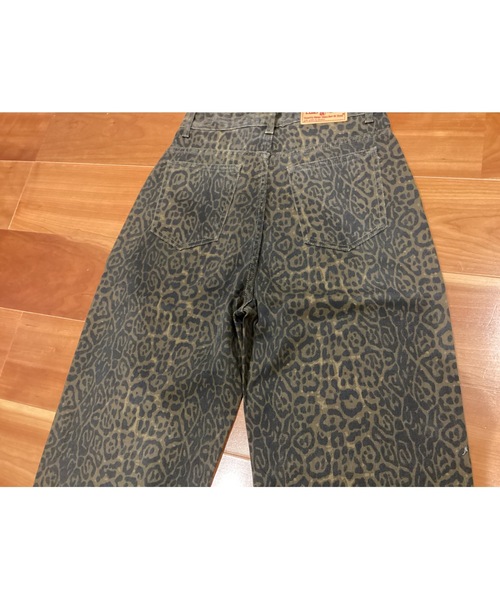 Bling Leads(ブリングリーズ)の「【Bls】【Bling Leads】ヒョウ柄テーパードパンツ(デニムパンツ・メンズ・ブラウン・MEDIUM/LARGE)」の3枚目の写真