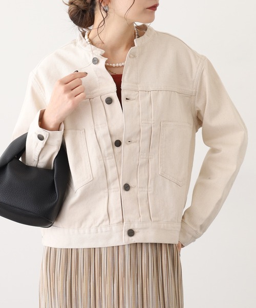 OMNES(オムネス)の「ノーカラーデニムジャケット(デニムジャケット・レディース・アイボリー・M)」の3枚目の写真