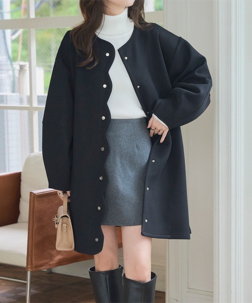 KOBE LETTUCE（コウベレタス）の「ダイバー素材スカラップコート（ノーカラーコート・レディース・ブラック/チャコール/モカ/アイボリー系・M）」の5枚目の写真