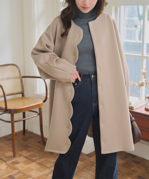 KOBE LETTUCE（コウベレタス）の「ダイバー素材スカラップコート（ノーカラーコート・レディース・ブラック/チャコール/モカ/アイボリー系・M）」の11枚目の写真