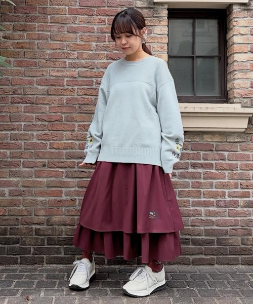 SUPER HAKKA(スーパーハッカ)の「ポリエステルレーヨンウールストレッチフローレットウィスパーワンポイント刺繍レイヤードティアードスカート(裏地付き)(スカート・レディース・ネイビー/ボルドー/ベージュ・FREE)」の10枚目の写真