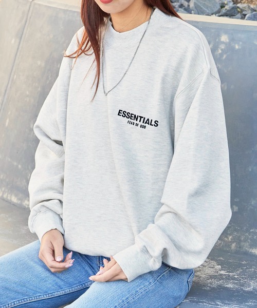 FOG ESSENTIALS（エフオージーエッセンシャルズ）の「FOG ESSENTIALS/エッセンシャルズ 22SS BACK LOGO CREW SWEAT SHIRTS フロッキープリントスウェット（スウェット・メンズ・オートミール・S/M/L/XL）」の9枚目の写真
