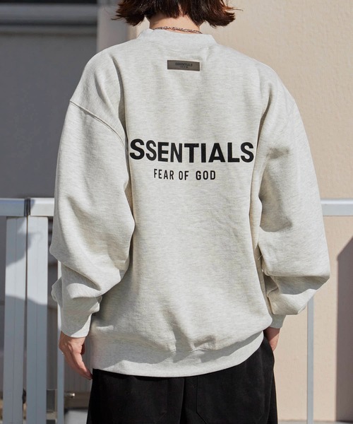 FOG ESSENTIALS（エフオージーエッセンシャルズ）の「FOG ESSENTIALS/エッセンシャルズ 22SS BACK LOGO CREW SWEAT SHIRTS フロッキープリントスウェット（スウェット・メンズ・オートミール・S/M/L/XL）」の15枚目の写真