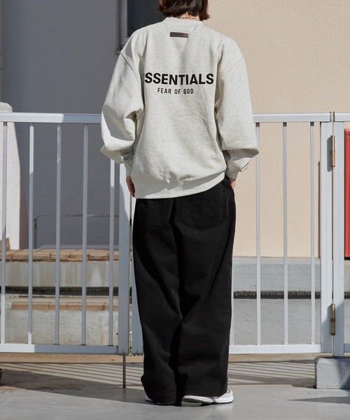 FOG ESSENTIALS（エフオージーエッセンシャルズ）の「FOG ESSENTIALS/エッセンシャルズ 22SS BACK LOGO CREW SWEAT SHIRTS フロッキープリントスウェット（スウェット・メンズ・オートミール・S/M/L/XL）」の19枚目の写真