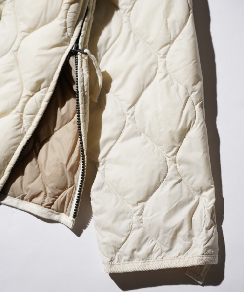 TAION（タイオン）の「TAION / タイオン MILITARY M65 LINER W-ZIP SHORT DOWN JACKET (TAION-M65LSZBML-1SH) ミリタリー M65 ライナーWジップ ショートダウンジャケット ソフトシェル（ダウンジャケット/コート・メンズ・カモフラージュ/ダークネイビー/ブラック/オリーブ/オフホワイト・SMALL/MEDIUM/LARGE/X-LARGE）」の15枚目の写真