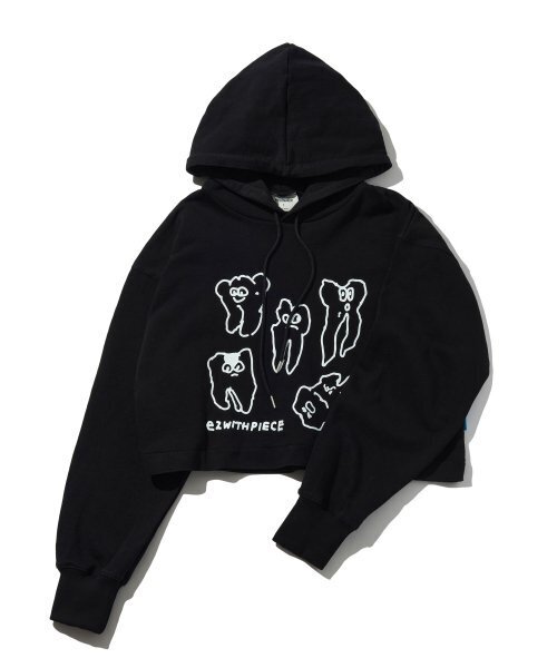 PIECEMAKER(ピースメーカー)の「TEETH SWEAT CROP HOODIE (BLACK)(パーカー・レディース・その他・FREE)」の3枚目の写真