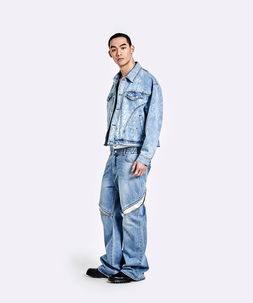 51%(フィフティーワンパーセント)の「デビルズデニムパンツ - ライトブルー(デニムパンツ・メンズ・その他・LARGE/MEDIUM/SMALL)」の17枚目の写真