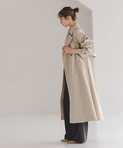 Noble(ノーブル)の「グロウツイルバックニュアンストレンチコート(トレンチコート・レディース・ネイビー/ベージュ/ブラウン・38/36)」の12枚目の写真