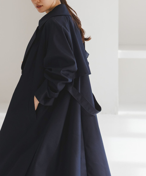 Noble(ノーブル)の「グロウツイルバックニュアンストレンチコート(トレンチコート・レディース・ネイビー/ベージュ/ブラウン・38/36)」の16枚目の写真