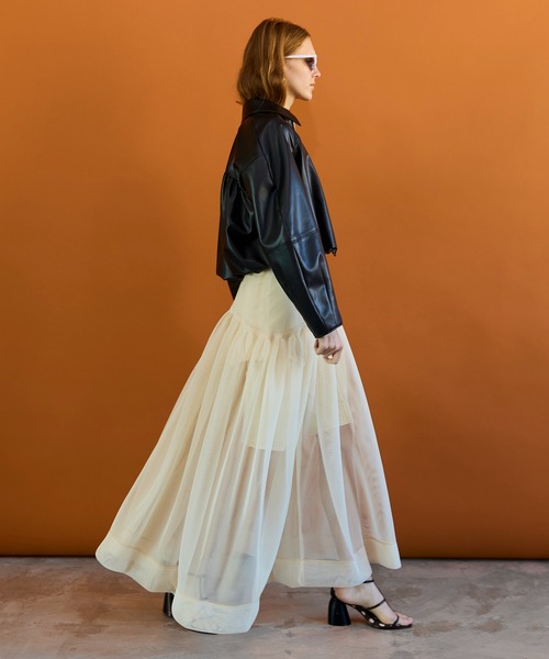 MAISON SPECIAL（メゾンスペシャル）の「Sponge Mesh Flare Skirt/スポンジメッシュフレアスカート（デニムスカート・レディース・ブルー/アイボリー/ブラック・38/36）」の5枚目の写真