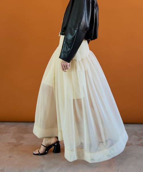 MAISON SPECIAL（メゾンスペシャル）の「Sponge Mesh Flare Skirt/スポンジメッシュフレアスカート（デニムスカート・レディース・ブルー/アイボリー/ブラック・38/36）」の6枚目の写真