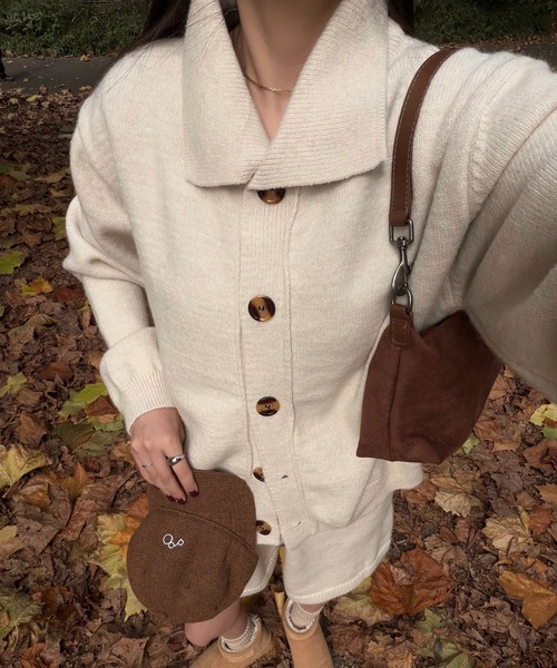 Reurie'(レウリィ)の「ニットカーディガンセットアップ(sayaka select) / セットアイテム ショートパンツ シンプル アイボリー チャコール(ワンピース・レディース・チャコールグレー/アイボリー・FREE)」の11枚目の写真