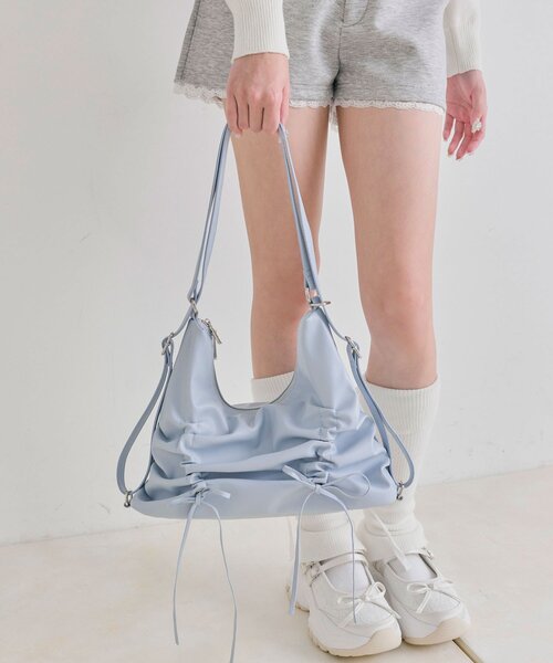 OLIVE des OLIVE（オリーブデオリーブ）の「2wayドロストリボンバッグ（ショルダーバッグ・レディース・オフホワイト/ブラック/サックスブルー・FREE）」の10枚目の写真