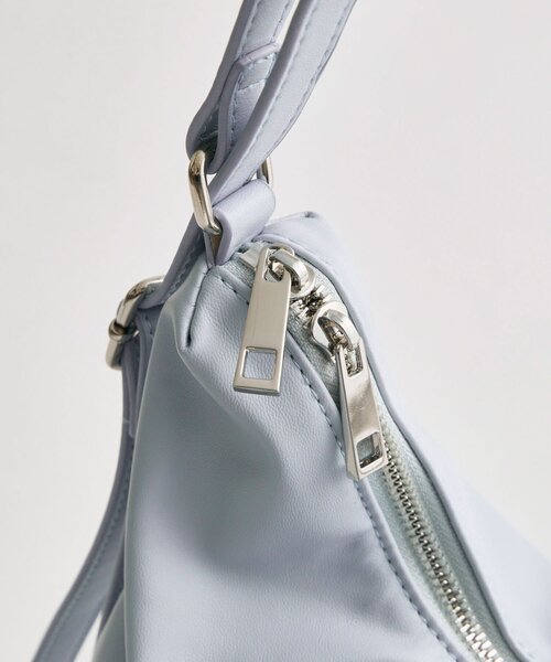 OLIVE des OLIVE（オリーブデオリーブ）の「2wayドロストリボンバッグ（ショルダーバッグ・レディース・オフホワイト/ブラック/サックスブルー・FREE）」の15枚目の写真