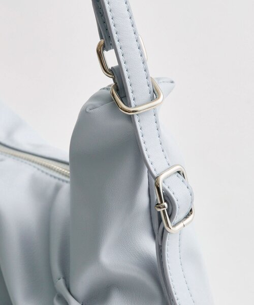 OLIVE des OLIVE（オリーブデオリーブ）の「2wayドロストリボンバッグ（ショルダーバッグ・レディース・オフホワイト/ブラック/サックスブルー・FREE）」の16枚目の写真