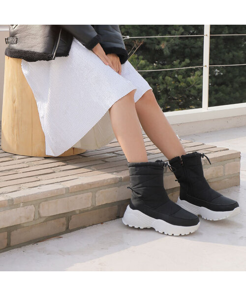 INNUIT(イヌイット)の「キノキパディングブーツ LUNA IT1877-40 ネイビー/ホワイト(ブーツ・レディース・その他・23cm/24cm)」の1枚目の写真