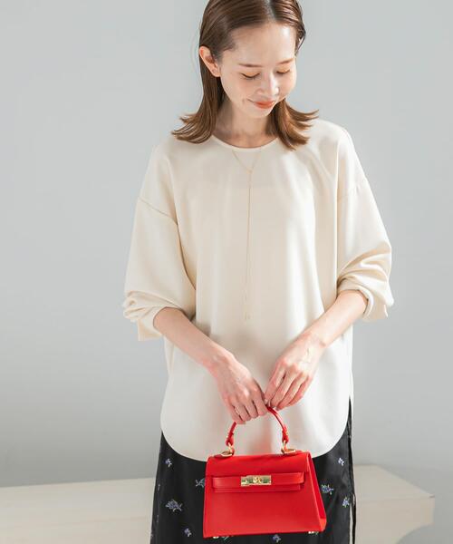 URBAN RESEARCH ROSSO WOMEN(アーバンリサーチ ロッソ)の「ストレッチジョーゼットプルオーバー(シャツ/ブラウス・レディース・モカ/オフホワイト/ブラック・FREE)」の5枚目の写真