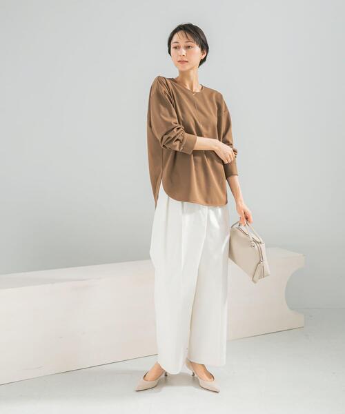 URBAN RESEARCH ROSSO WOMEN(アーバンリサーチ ロッソ)の「ストレッチジョーゼットプルオーバー(シャツ/ブラウス・レディース・モカ/オフホワイト/ブラック・FREE)」の15枚目の写真