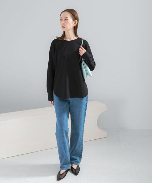 URBAN RESEARCH ROSSO WOMEN(アーバンリサーチ ロッソ)の「ストレッチジョーゼットプルオーバー(シャツ/ブラウス・レディース・モカ/オフホワイト/ブラック・FREE)」の13枚目の写真