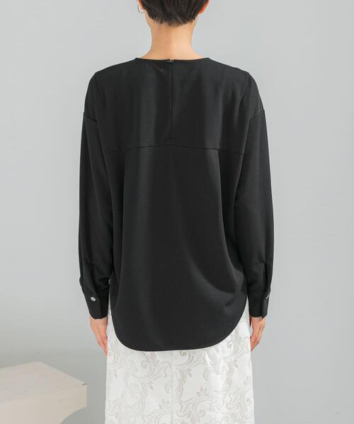 URBAN RESEARCH ROSSO WOMEN(アーバンリサーチ ロッソ)の「ストレッチジョーゼットプルオーバー(シャツ/ブラウス・レディース・モカ/オフホワイト/ブラック・FREE)」の10枚目の写真