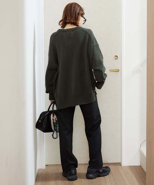 SLOBE IENA(スローブイエナ)の「《WEB限定/追加》バルキーコットンプルオーバー(ニット/セーター・レディース・ブルー/カーキ/サックスブルー/グリーン/ホワイト・FREE)」の16枚目の写真