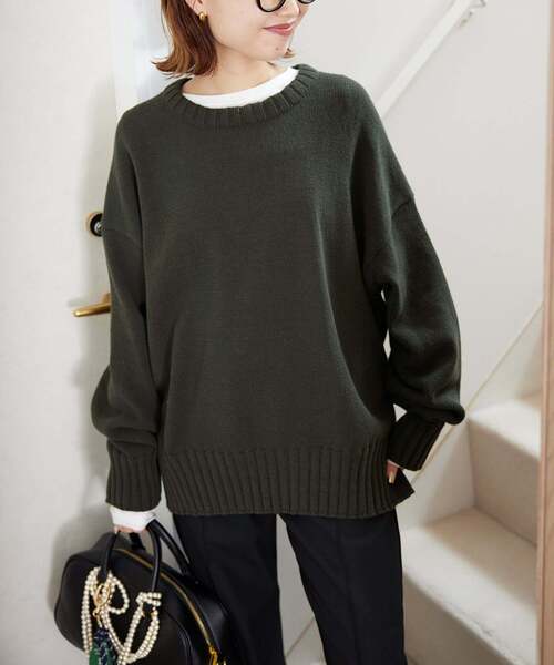 SLOBE IENA(スローブイエナ)の「《WEB限定/追加》バルキーコットンプルオーバー(ニット/セーター・レディース・ブルー/カーキ/サックスブルー/グリーン/ホワイト・FREE)」の17枚目の写真